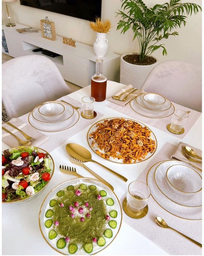 سرویس غذاخوری سولو لب طلا