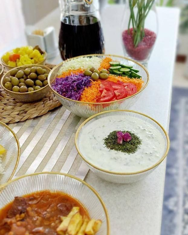 سرویس غذاخوری سولو لب طلا