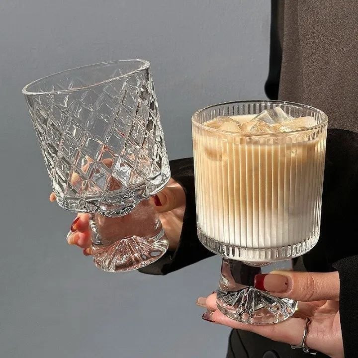 دسرخوری پایه کوه یخی